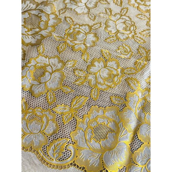 Vintage Vinyl Crochet Lace Table Cover Gold Clear Ivory Tablecloth PVC Plastic - Picture 12 of 16
